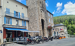 Laouzas